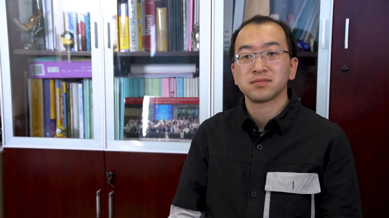 Bo Zheng