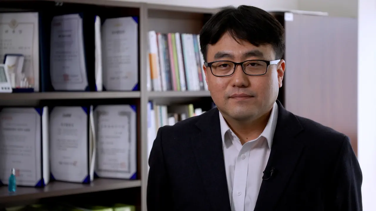 Dongwon Yun