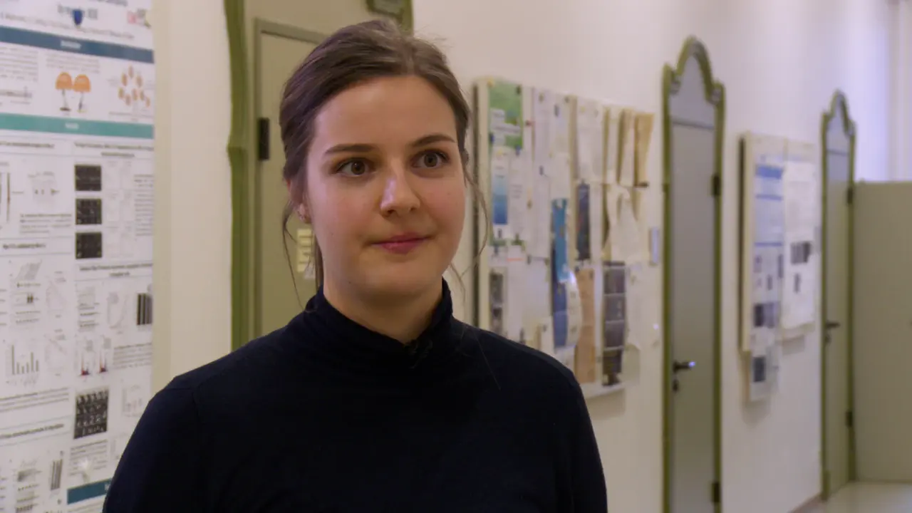 Esther van den Bos