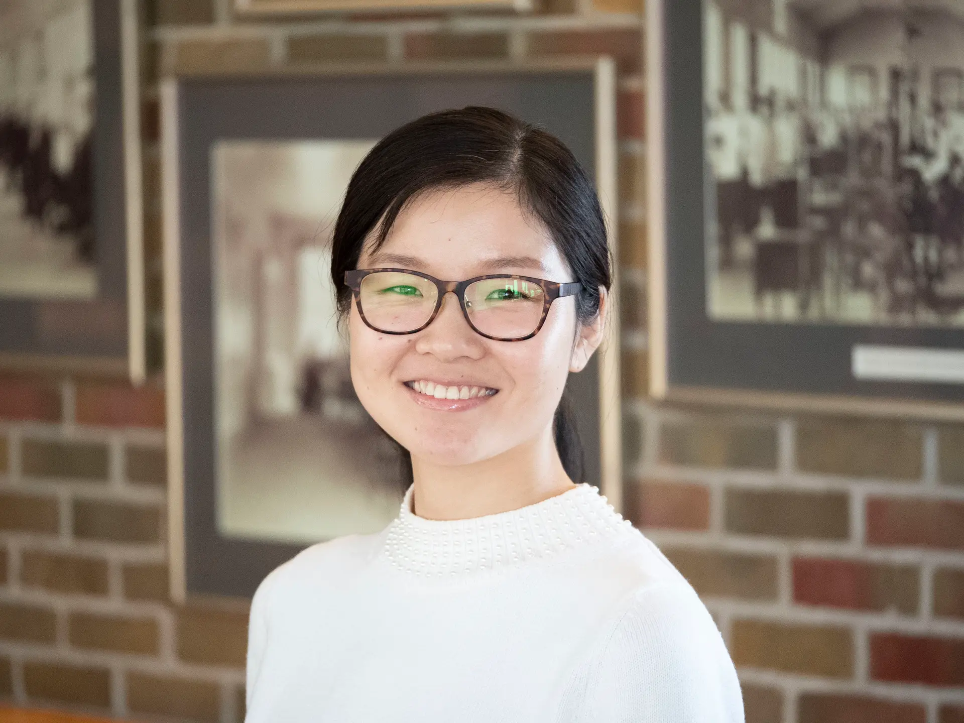 Jingwen Yang