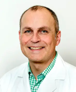 Robert Cesnjevar