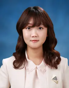 Youjin Lee