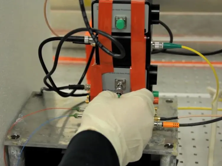 Implementation of a Reference Interferometer for Nanodetection