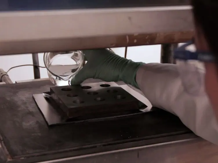 Preparing Silica Aerogel Monoliths via a Rapid Supercritical Extraction Method