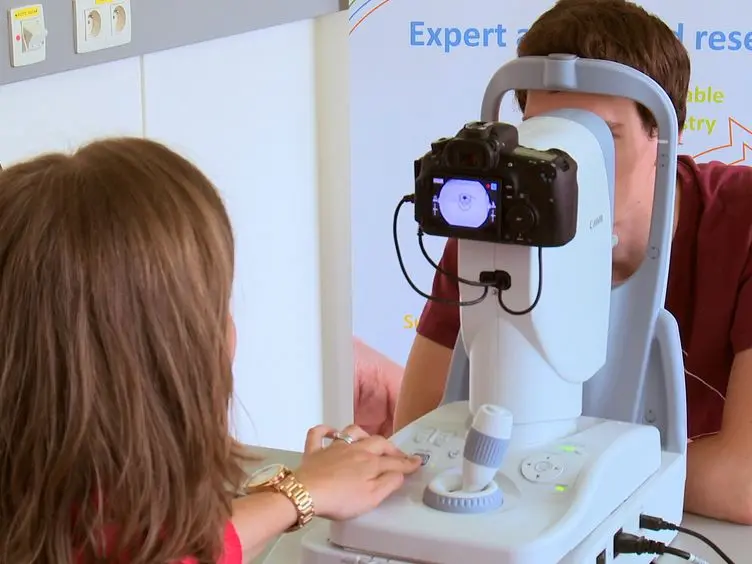 Fundus Photography as a Convenient Tool to Study Microvascular Responses to Cardiovascular Disease Risk Factors in Epidemiological Studies