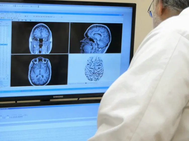 Performing Behavioral Tasks in Subjects with Intracranial Electrodes