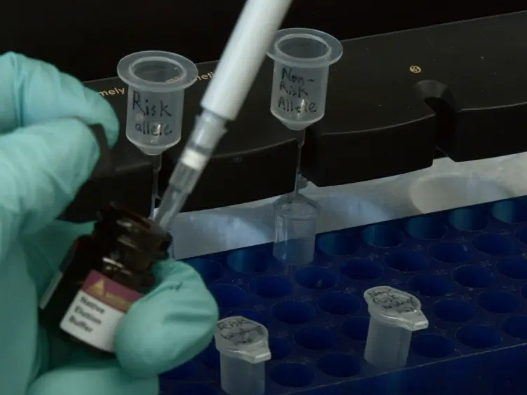 Screening for Functional Non-coding Genetic Variants Using Electrophoretic Mobility Shift Assay (EMSA) and DNA-affinity Precipitation Assay (DAPA)