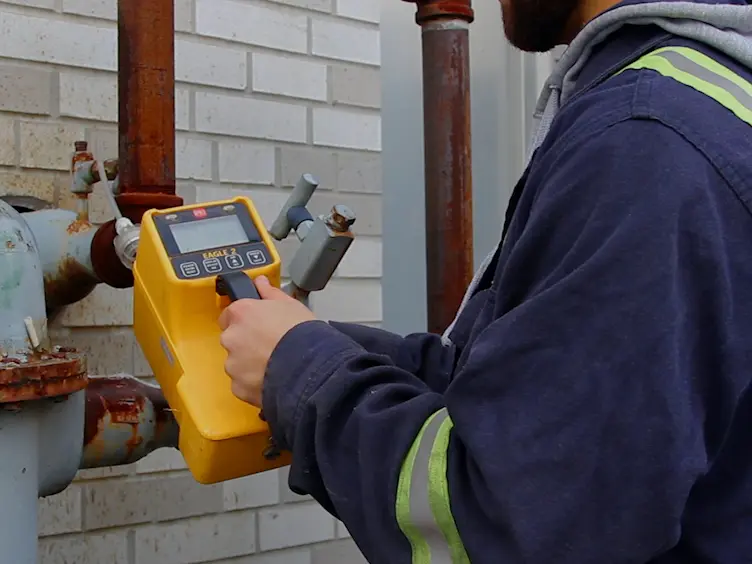 Design and Use of a Full Flow Sampling System (FFS) for the Quantification of Methane Emissions