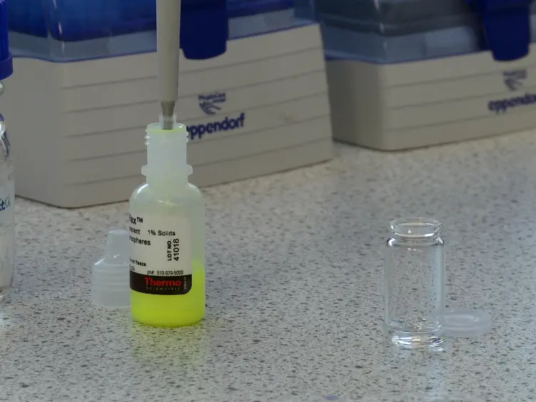 Preparation and 3D Tracking of Catalytic Swimming Devices