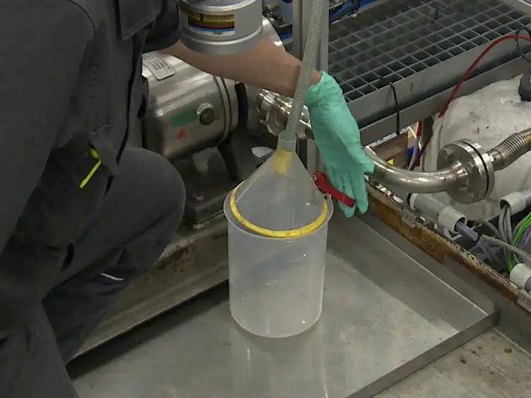 Fast Pyrolysis of Biomass Residues in a Twin-screw Mixing Reactor