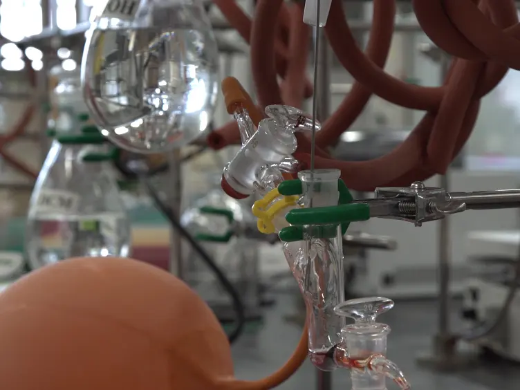 Synthesis of a Water-soluble Metal–Organic Complex Array