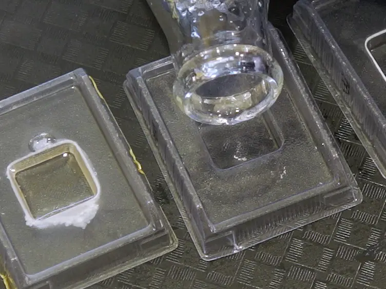 Video Tracking Protocol to Screen Deterrent Chemistries for Honey Bees