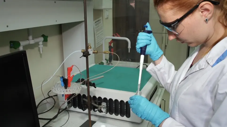 Using Cyclic Voltammetry, UV-Vis-NIR, and EPR Spectroelectrochemistry to Analyze Organic Compounds