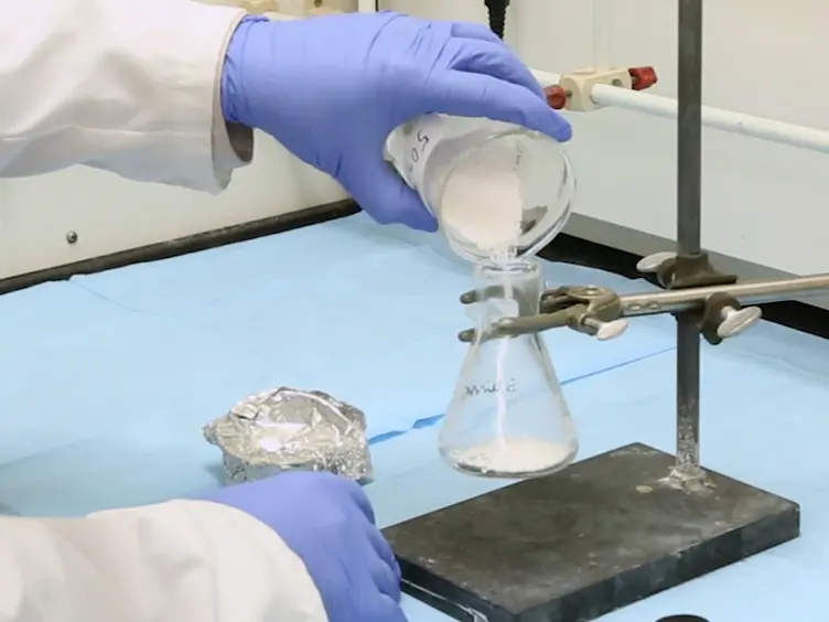 A Microcontroller Operated Device for the Generation of Liquid Extracts from Conventional Cigarette Smoke and Electronic Cigarette Aerosol