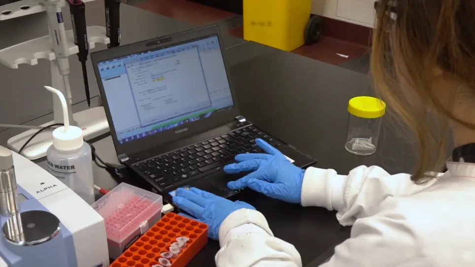 Detection and Quantification of <em>Plasmodium falciparum</em> in Aqueous Red Blood Cells by Attenuated Total Reflection Infrared Spectroscopy and Multivariate Data Analysis