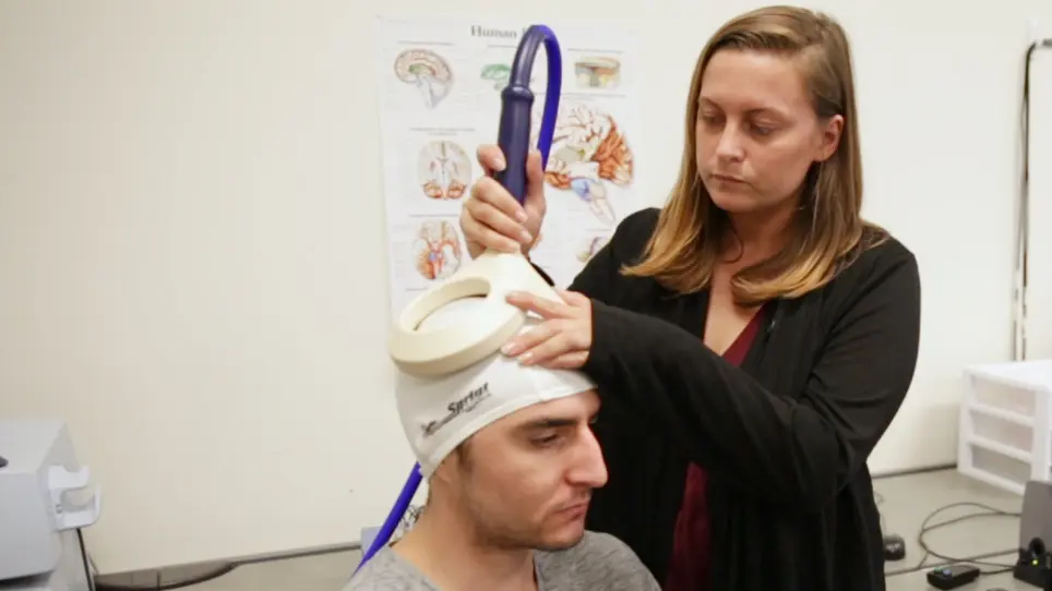 Continuous Theta Burst Stimulation of the Posterior Medial Frontal Cortex to Experimentally Reduce Ideological Threat Responses