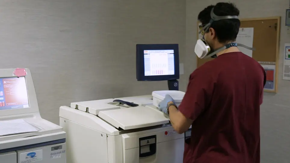 Using Robotic Systems to Process and Embed Colonic Murine Samples for Histological Analyses
