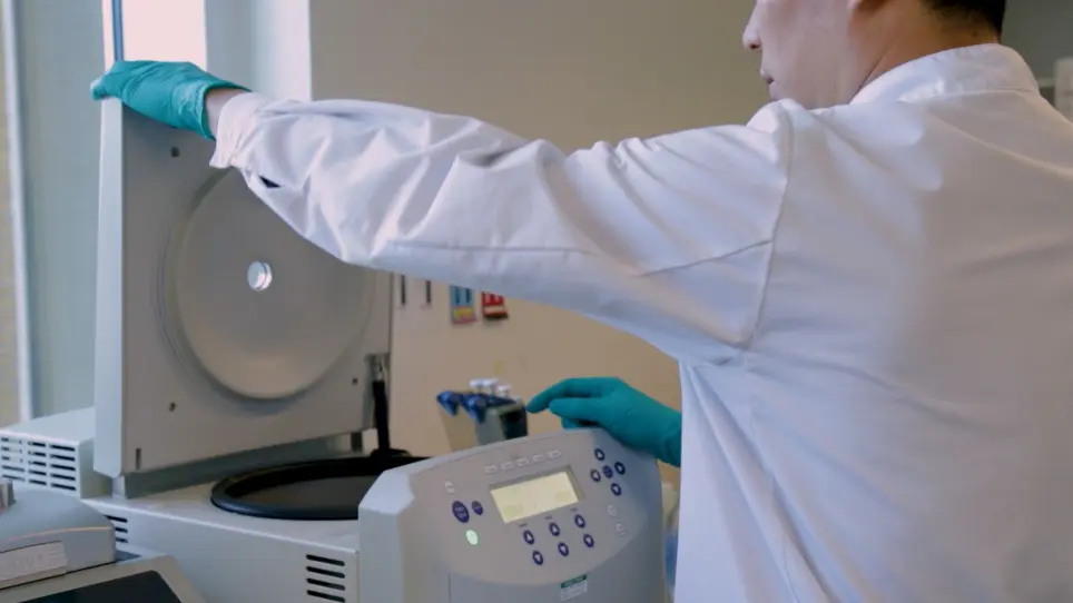 Isolating, Sequencing and Analyzing Extracellular MicroRNAs from Human Mesenchymal Stem Cells