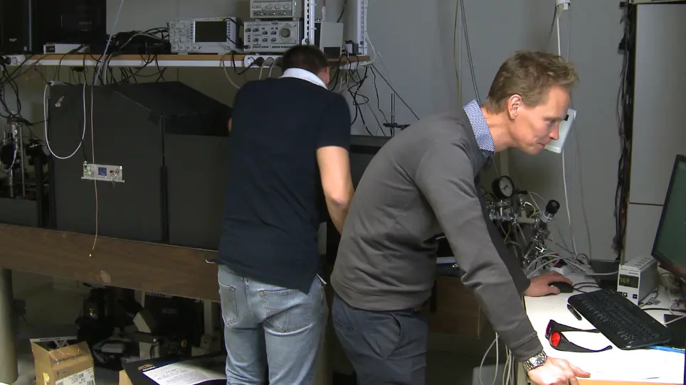 Safe Experimentation in Optical Levitation of Charged Droplets Using Remote Labs