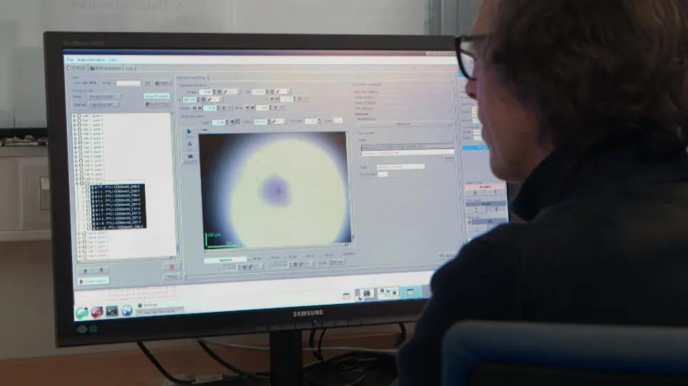 Fully Autonomous Characterization and Data Collection from Crystals of Biological Macromolecules