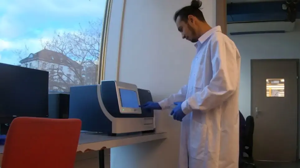Spectrophotometric Screening for Potential Inhibitors of Cytosolic Glutathione S-Transferases