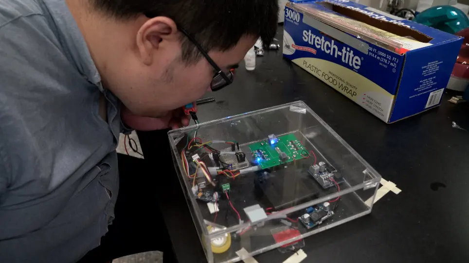 A Versatile Kit Based on Digital Microfluidics Droplet Actuation for Science Education