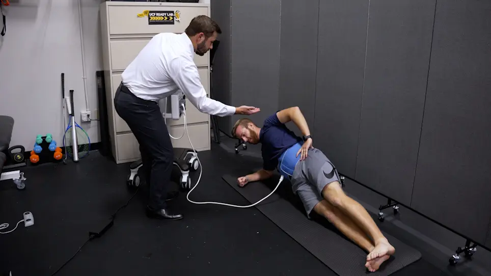 Muscle Function Obtained with Motion Mode Ultrasound and Surface Electromyography during Core Endurance Exercise