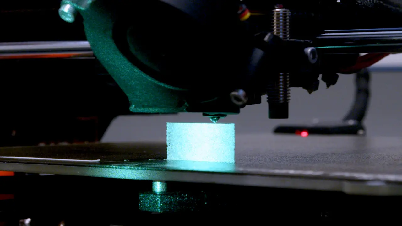 Real-Time Imaging of Bonding in 3D-Printed Layers