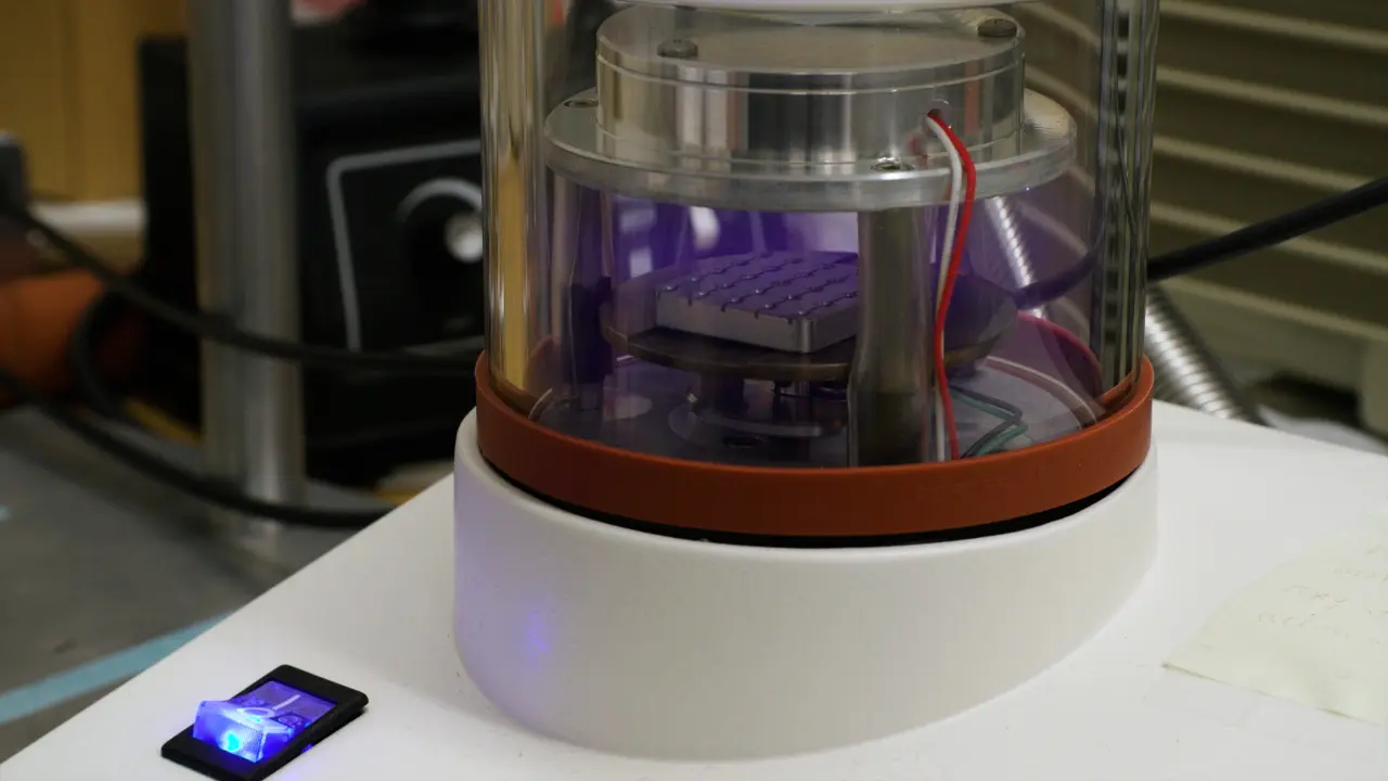 Sample Preparation for <em>In Situ</em> Cryotomography of Mammalian Cells