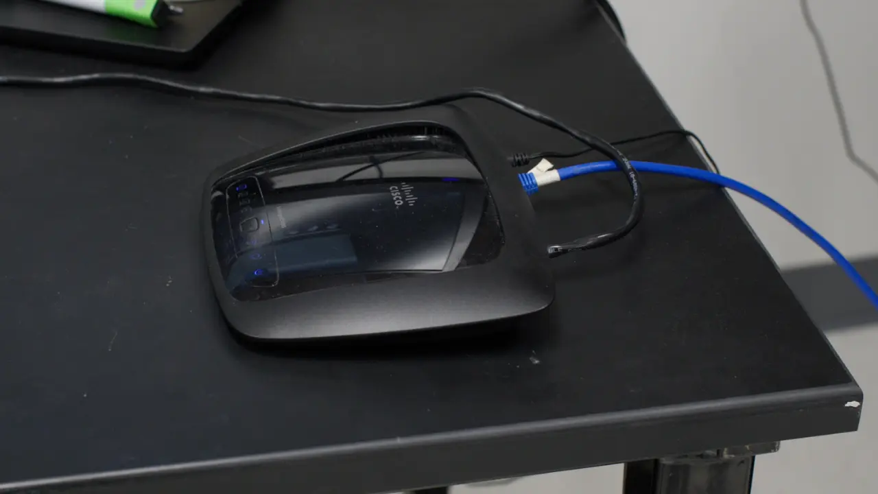 Setup for the Quantitative Assessment of Motion and Muscle Activity During a Virtual Modified Box and Block Test