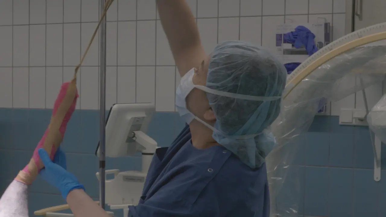 Surgical Technique of the 3-Dimensional-printed Personalized Hip Implant for the Treatment of Canine Hip Dysplasia