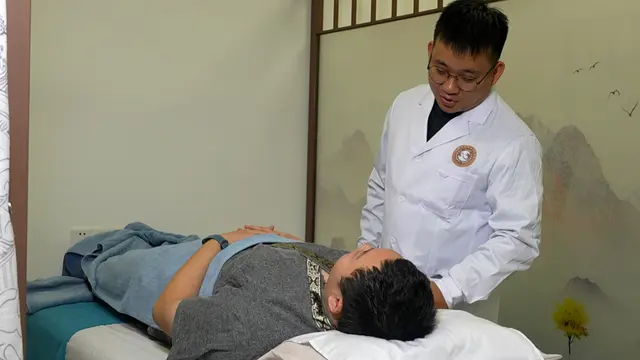 Alternative Therapy for Acute Exacerbation of Chronic Obstructive Pulmonary Disease: Moving Cupping Along Meridians