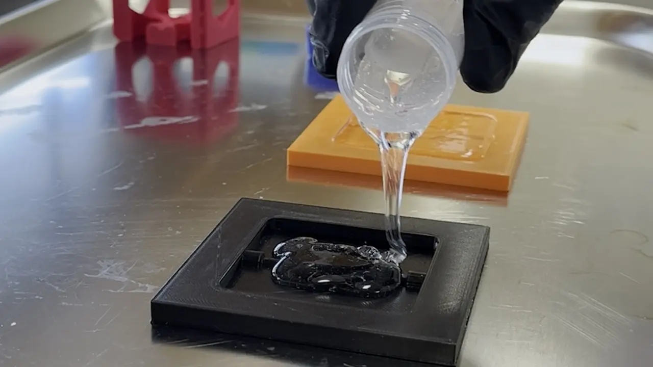 Modeling the Endothelial Glycocalyx Post-Pneumonectomy in a 3D Fluidic Chip - An Approach to Fabricating a Vascular-based Organ-on-Chip System