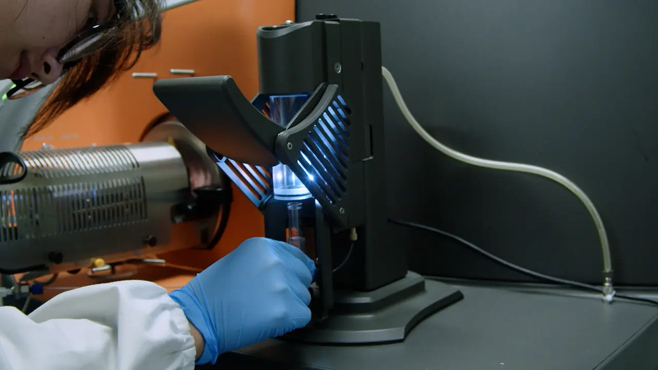 Mass Cytometry Analysis of Systemic and Local Immune Responses in Hepatocellular Carcinoma
