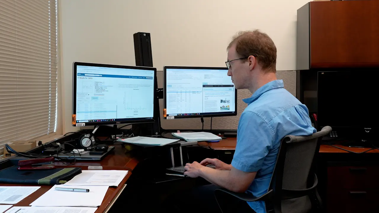 Applying Cheminformatics to Develop a Structure Searchable Database of Analytical Methods
