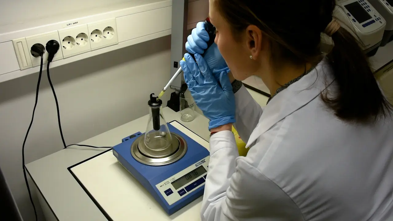 <em>In Vitro</em> Reassociation Assay to Measure the Formation of 80S Ribosomal Particles Using Salt-washed Ribosomal Subunits