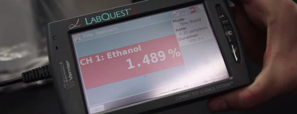 Ethanol concentration analysis, LabQuest device readout, chemistry experiment data, 1.489% result.